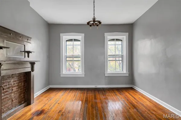 $1,250 | 1906 Cherokee Street, St. Louis, MO 63118