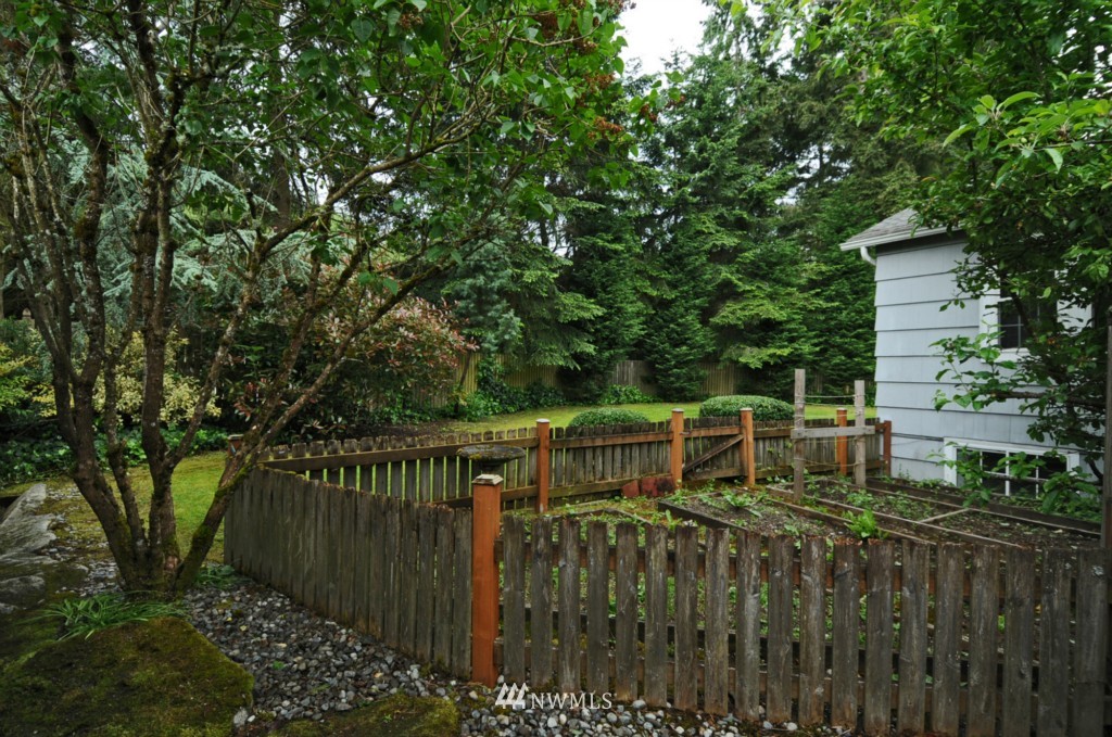 14231 Southeast Allen Rd. Bellevue, WA 98006 - Photo 13 of 15