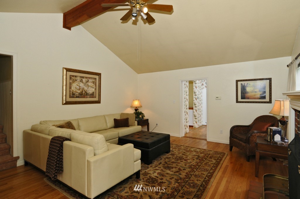 14231 Southeast Allen Rd. Bellevue, WA 98006 - Photo 4 of 15