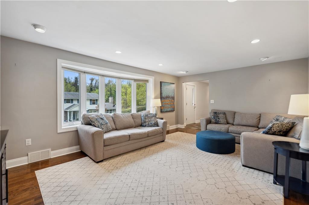 2 Lear Drive Pittsburgh, PA 15235 - Photo 7 of 43 a living room with furniture and a window