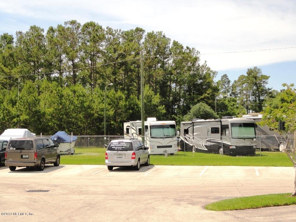 811 Tournament Road Ponte Vedra Beach, FL 32082 - Photo 31 of 33 Neighborhood RV and Boat Parking Area