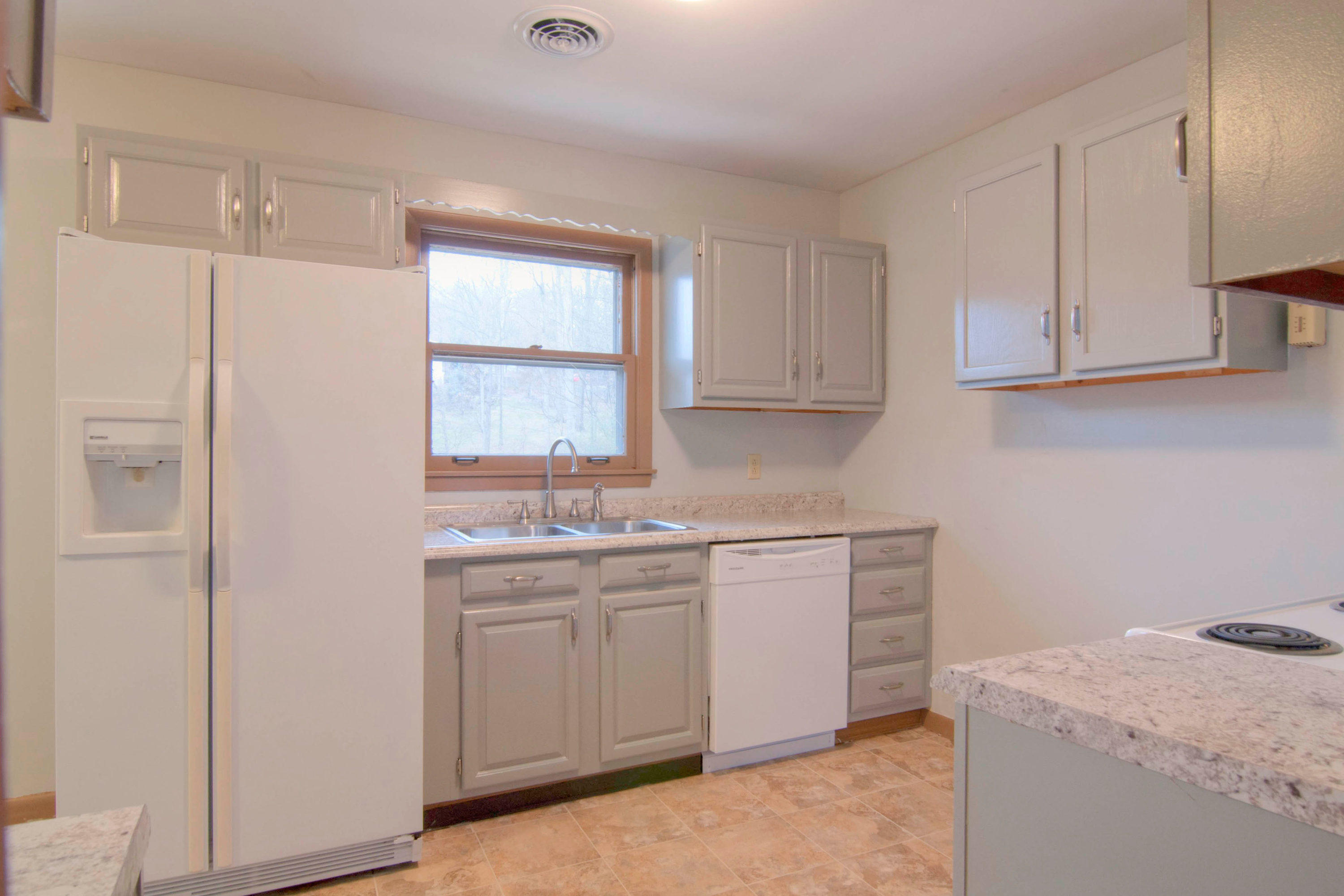 3213 Hazelwood Road Knoxville, TN 37921 - Photo 8 of 24 3213 Hazelwood Rd Knoxville TN-MLS_Size-