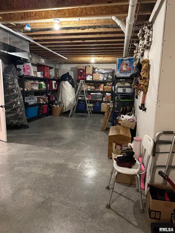 $525,000 | 432 Indian Trail, Pinckneyville, IL 62274