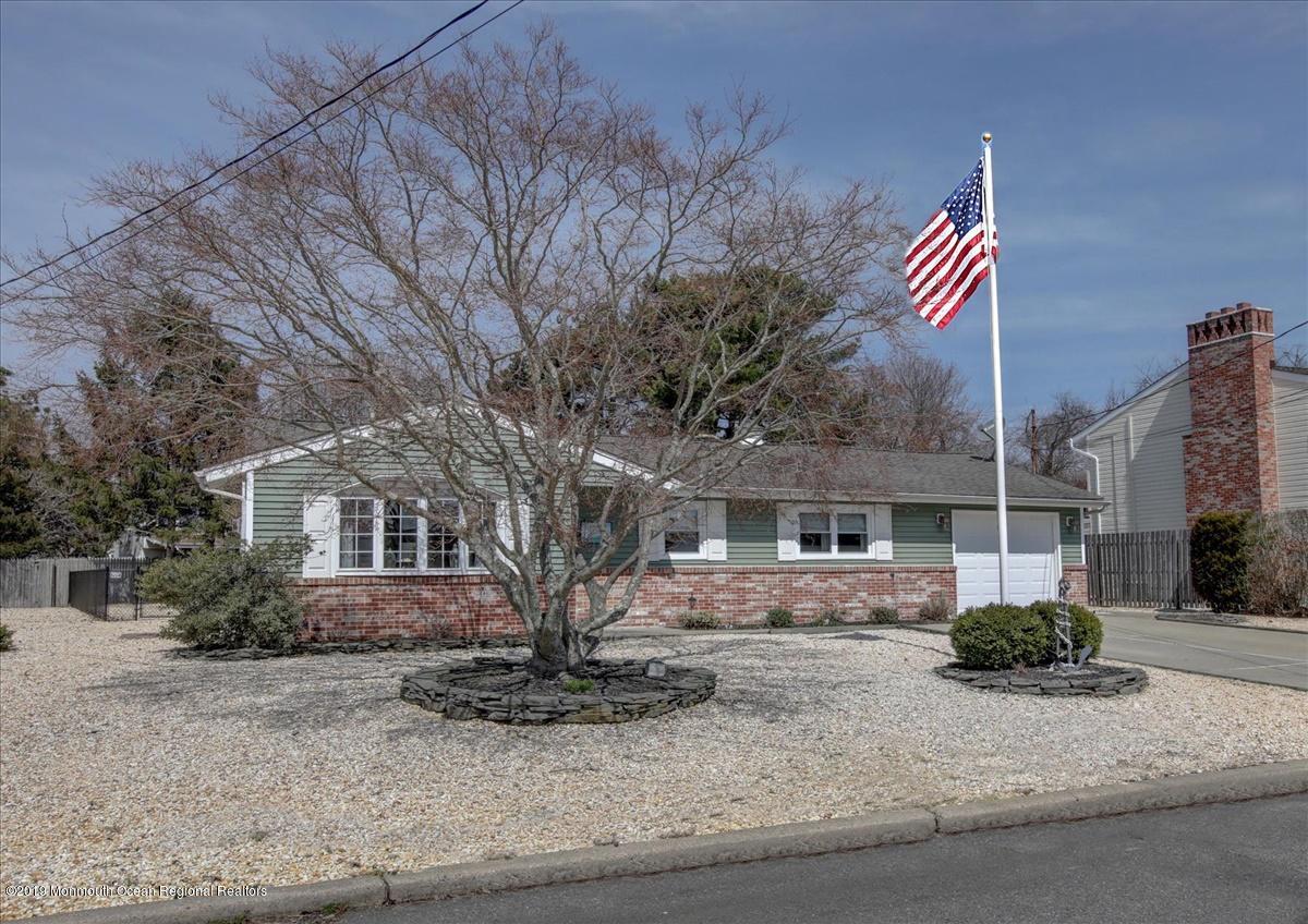 115 Whippany Road Barnegat, NJ 08005 - Photo 4 of 34 03-Front(2)