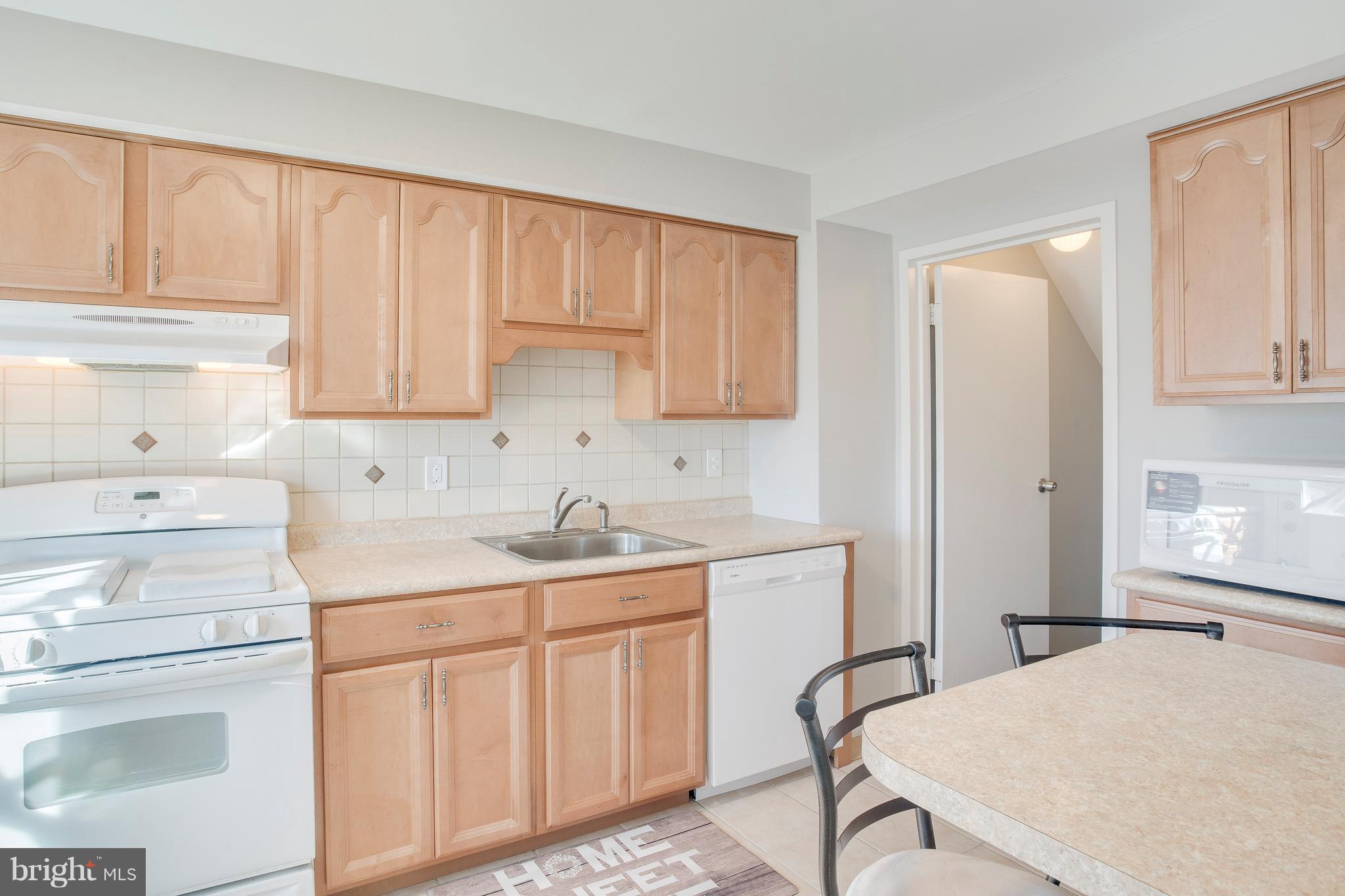 704 Kingston Road Baltimore, MD 21220 - Photo 12 of 37