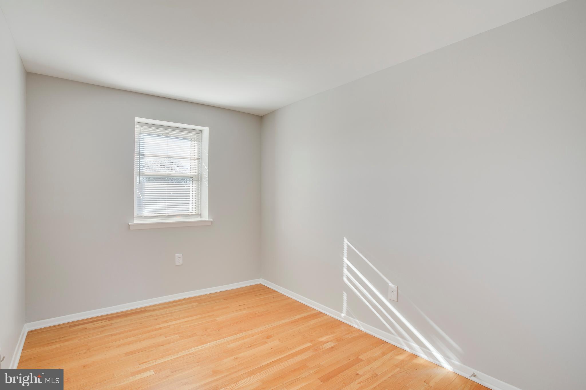 704 Kingston Road Baltimore, MD 21220 - Photo 22 of 37