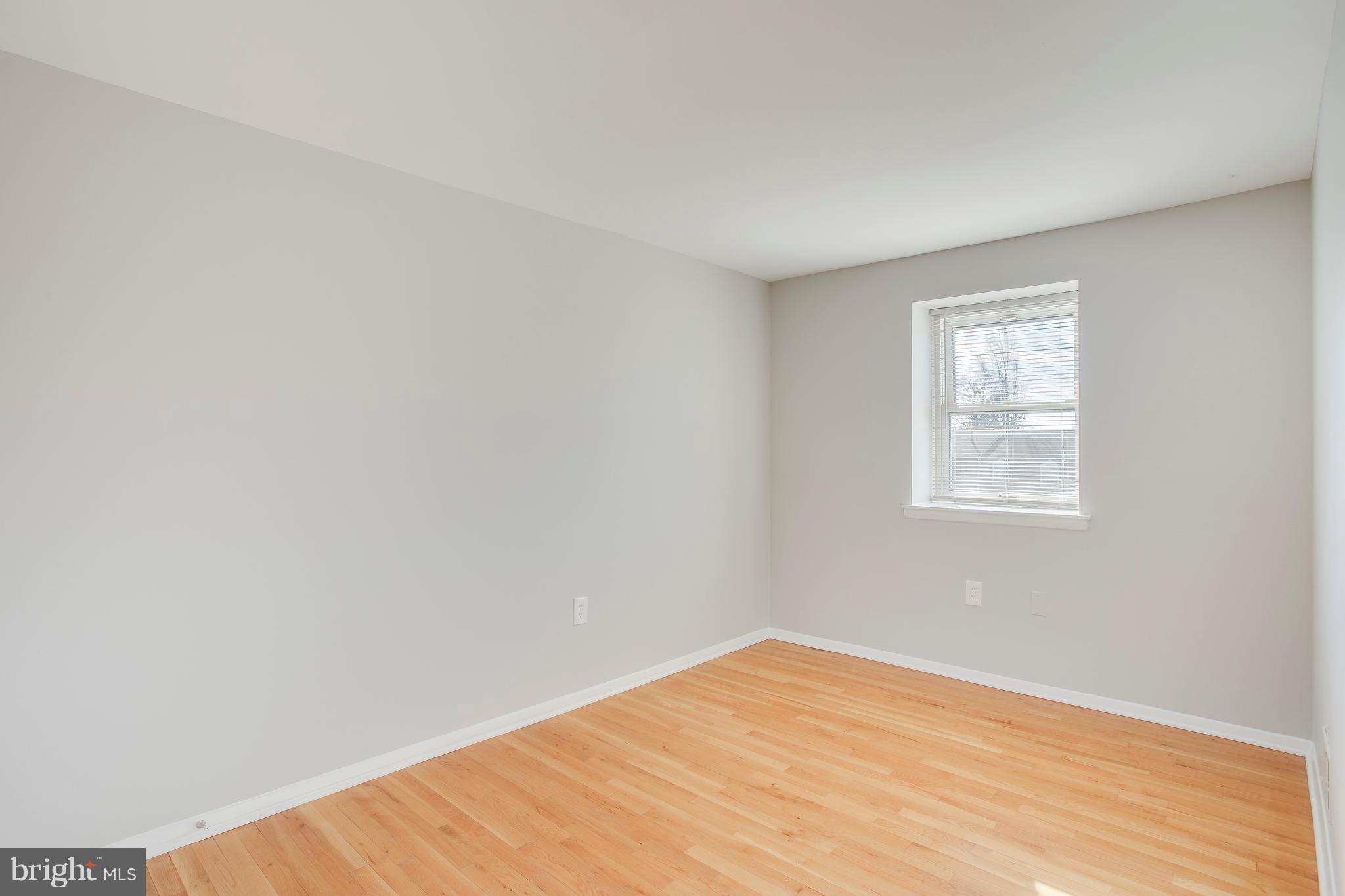 704 Kingston Road Baltimore, MD 21220 - Photo 23 of 37