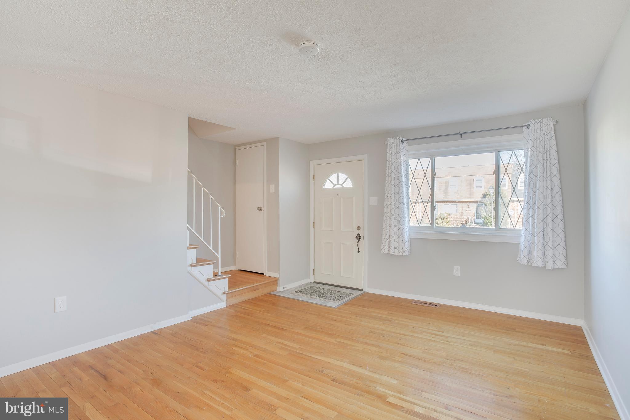 704 Kingston Road Baltimore, MD 21220 - Photo 6 of 37