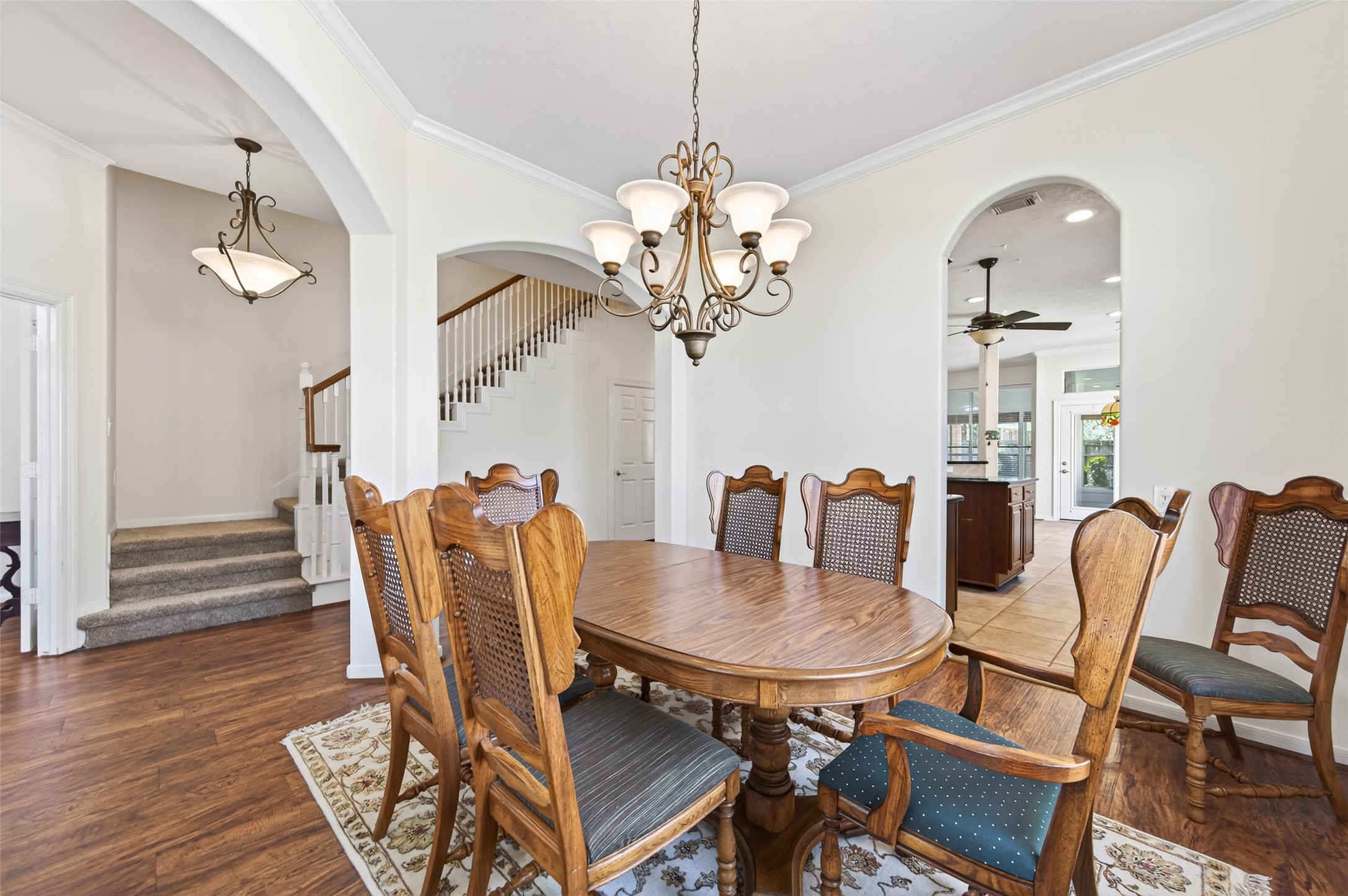 27 Sovereign Way Conroe, TX 77384 - Photo 7 of 49 View of the dining looking into the Kitchen