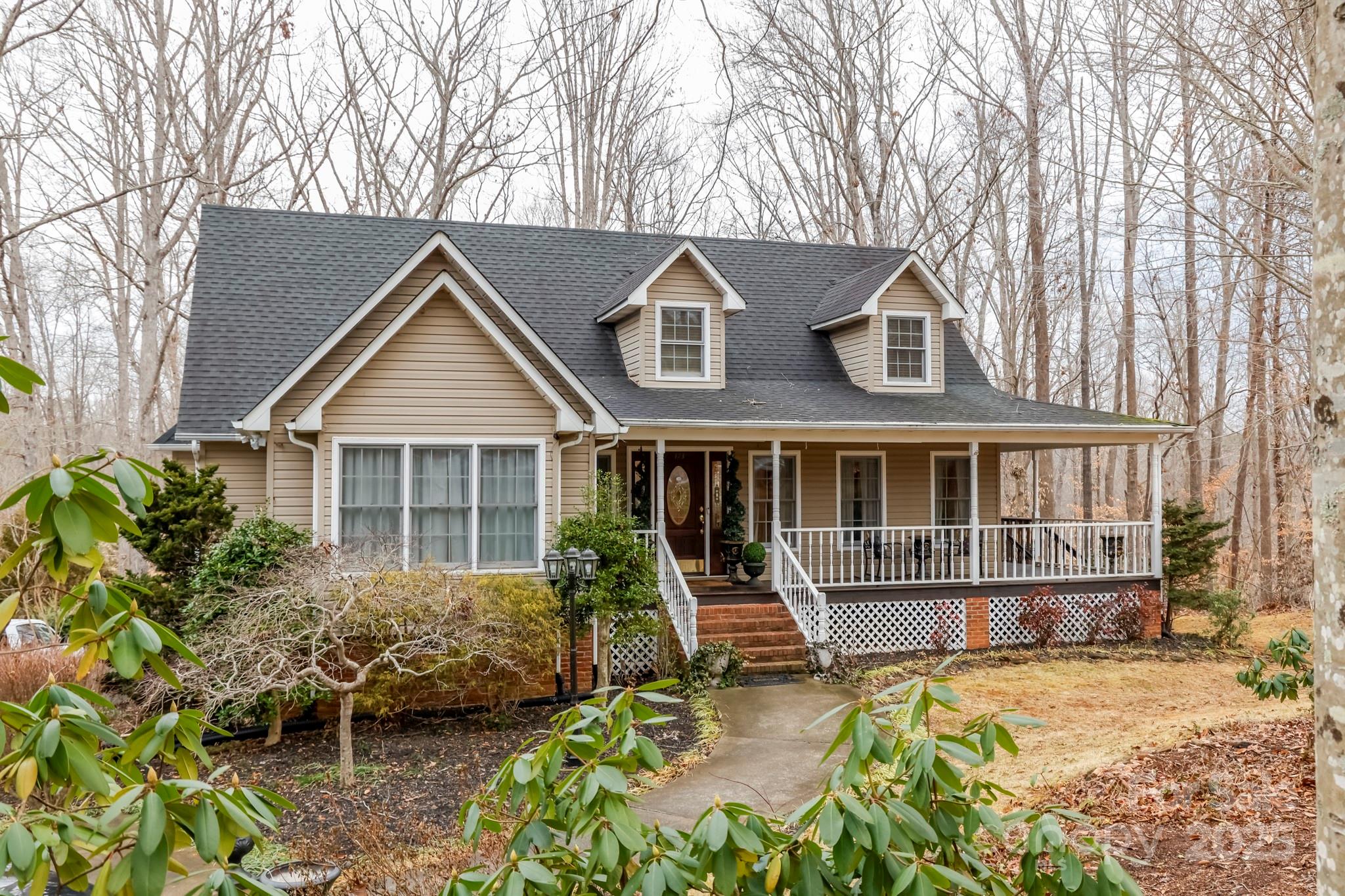 173 Sherry Street Rutherfordton, NC 28139 - Photo 1 of 33 a front view of a house with a yard