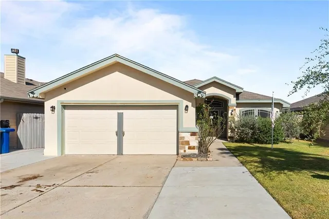 $285,000 | 2622 Date Palm Drive, Corpus Christi, TX 78418