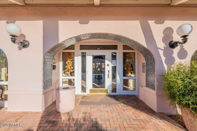 $163,000 | 4141 North 31st Street, Unit 406, Phoenix, AZ 85016