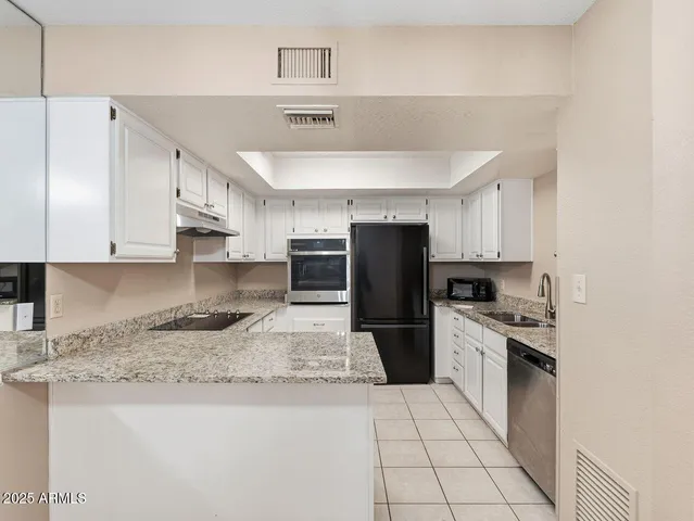 $163,000 | 4141 North 31st Street, Unit 406, Phoenix, AZ 85016