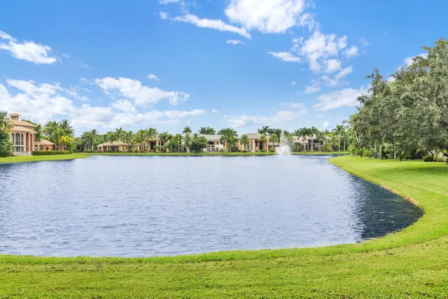 $10,000 | 10703 Versailles Boulevard, Wellington, FL 33449