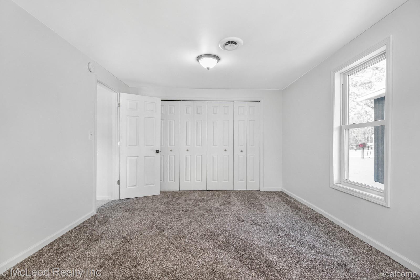 6755 State Road Millington, MI 48746 - Photo 31 of 55 6755 State Rd Millington-31.jpg