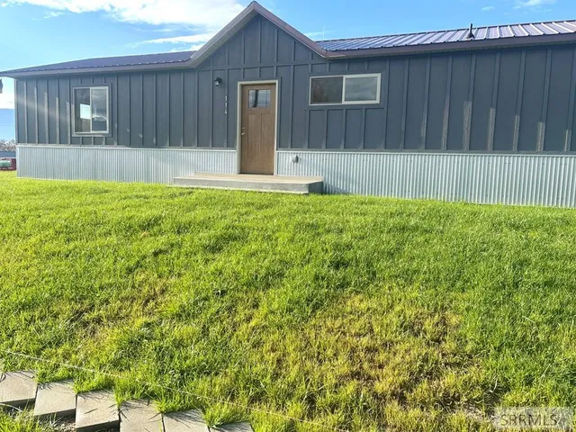 $296,000 | 114 Neyman Street, Salmon, ID 83467