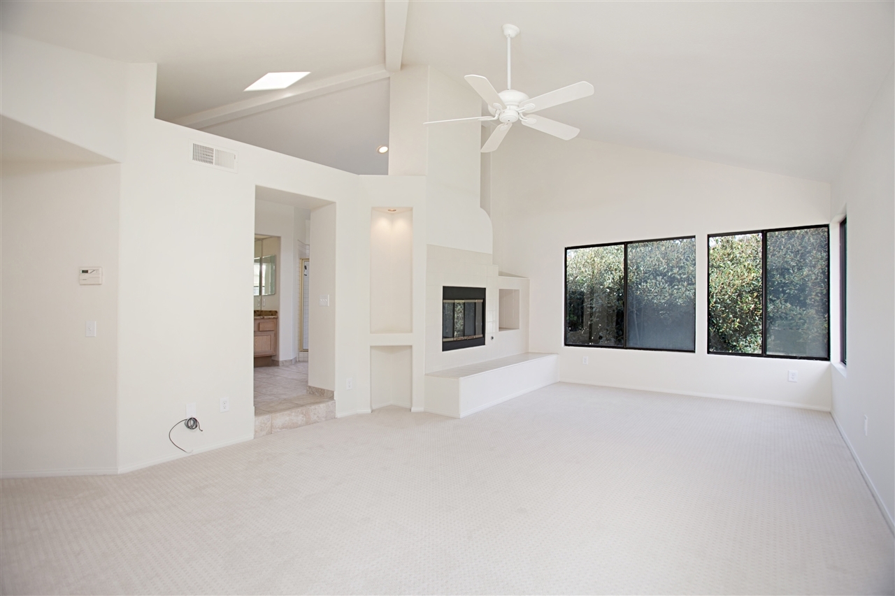 3053 Racetrack View Drive Del Mar, CA 92014 - Photo 7 of 8