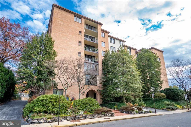 a front view of a building