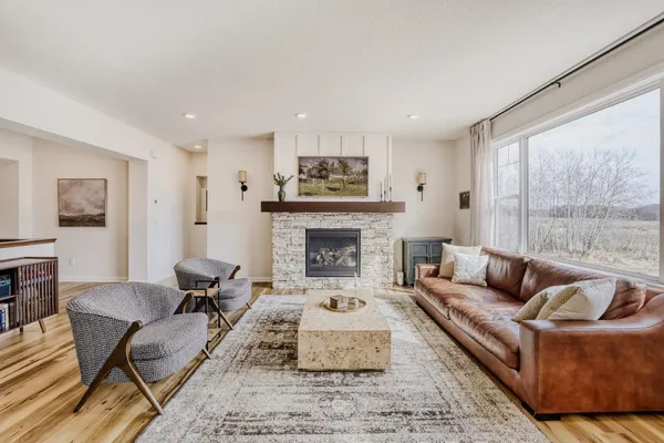 $750,000 | 8088 Haywood Drive, Lino Lakes, MN 55014