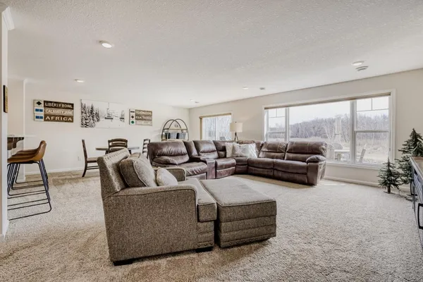 $750,000 | 8088 Haywood Drive, Lino Lakes, MN 55014