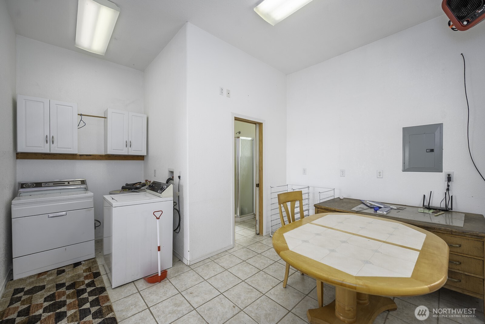 10035 Fordair Road Northeast Coulee City, WA 99115 - Photo 22 of 27 a room with a sink and a mirror