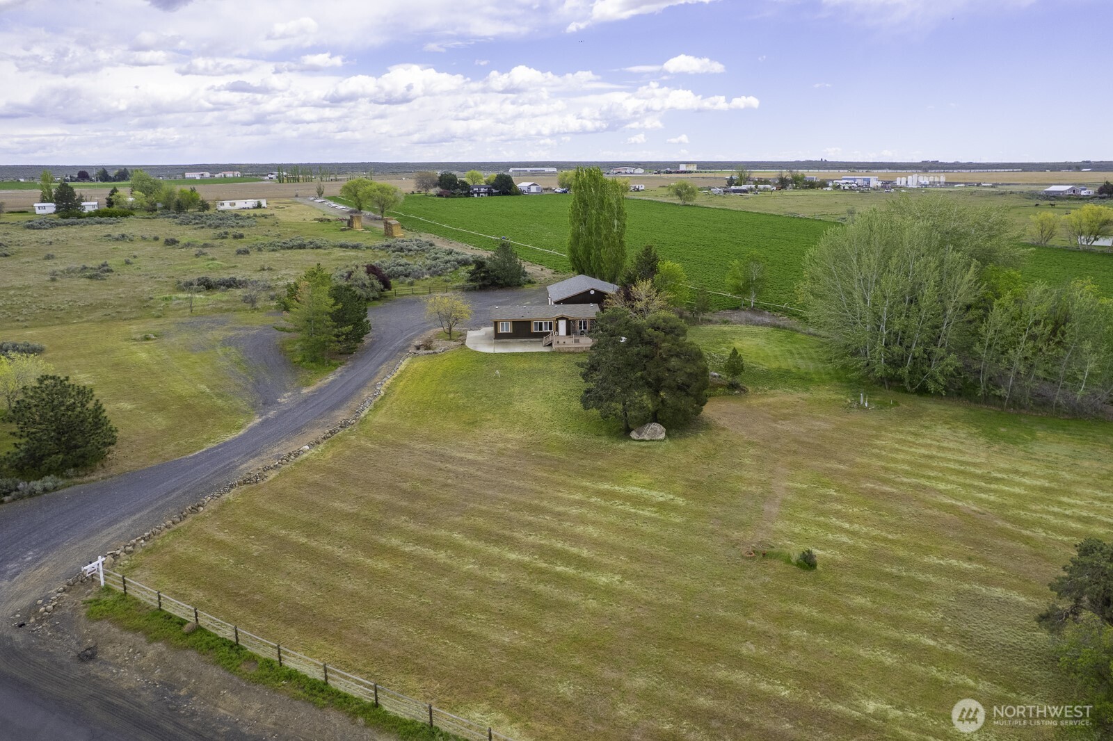 10035 Fordair Road Northeast Coulee City, WA 99115 - Photo 26 of 27 a view of a lake view