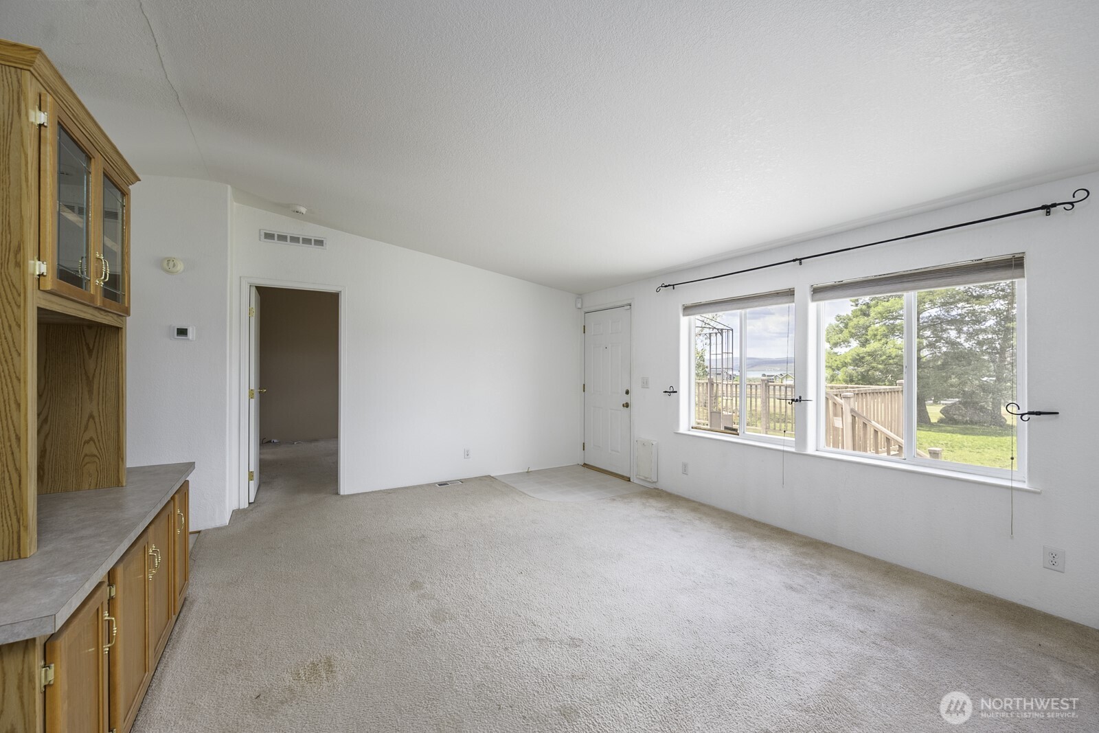10035 Fordair Road Northeast Coulee City, WA 99115 - Photo 10 of 27 a view of an empty room with a window