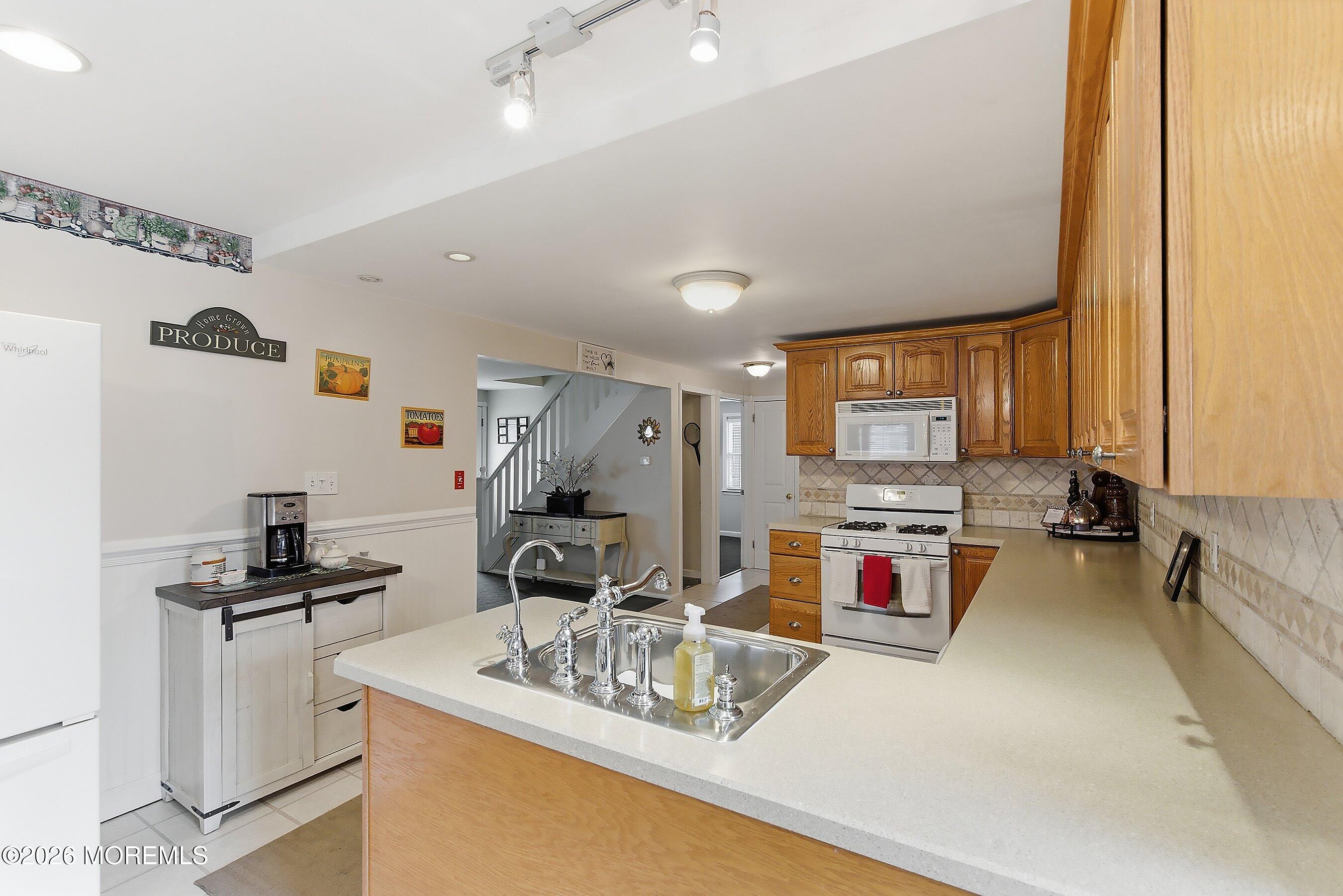 219 Stuart Street Howell, NJ 07731 - Photo 13 of 36 18-Kitchen 1C