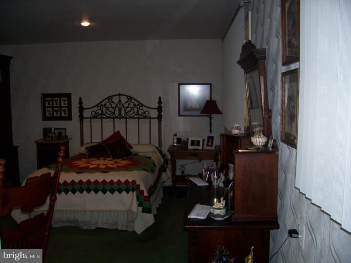 7728 Dorcas Street Philadelphia, PA 19111 - Photo 9 of 20 Bedroom - Main