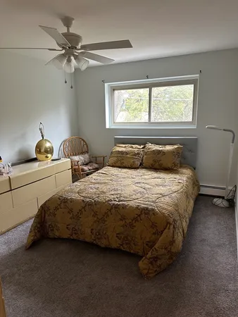 $160,000 | 4939 South Dorchester Avenue, Unit 3H, Chicago, IL 60615