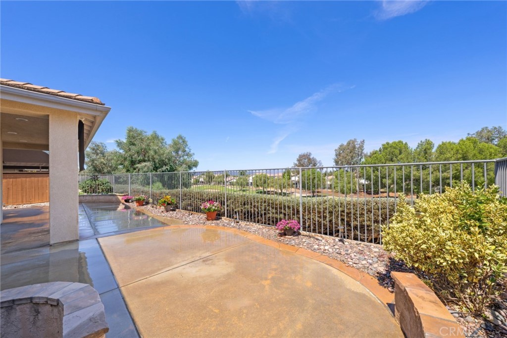 31256 Firestone Street Temecula, CA 92591 - Photo 37 of 56 a view of a terrace with sitting area
