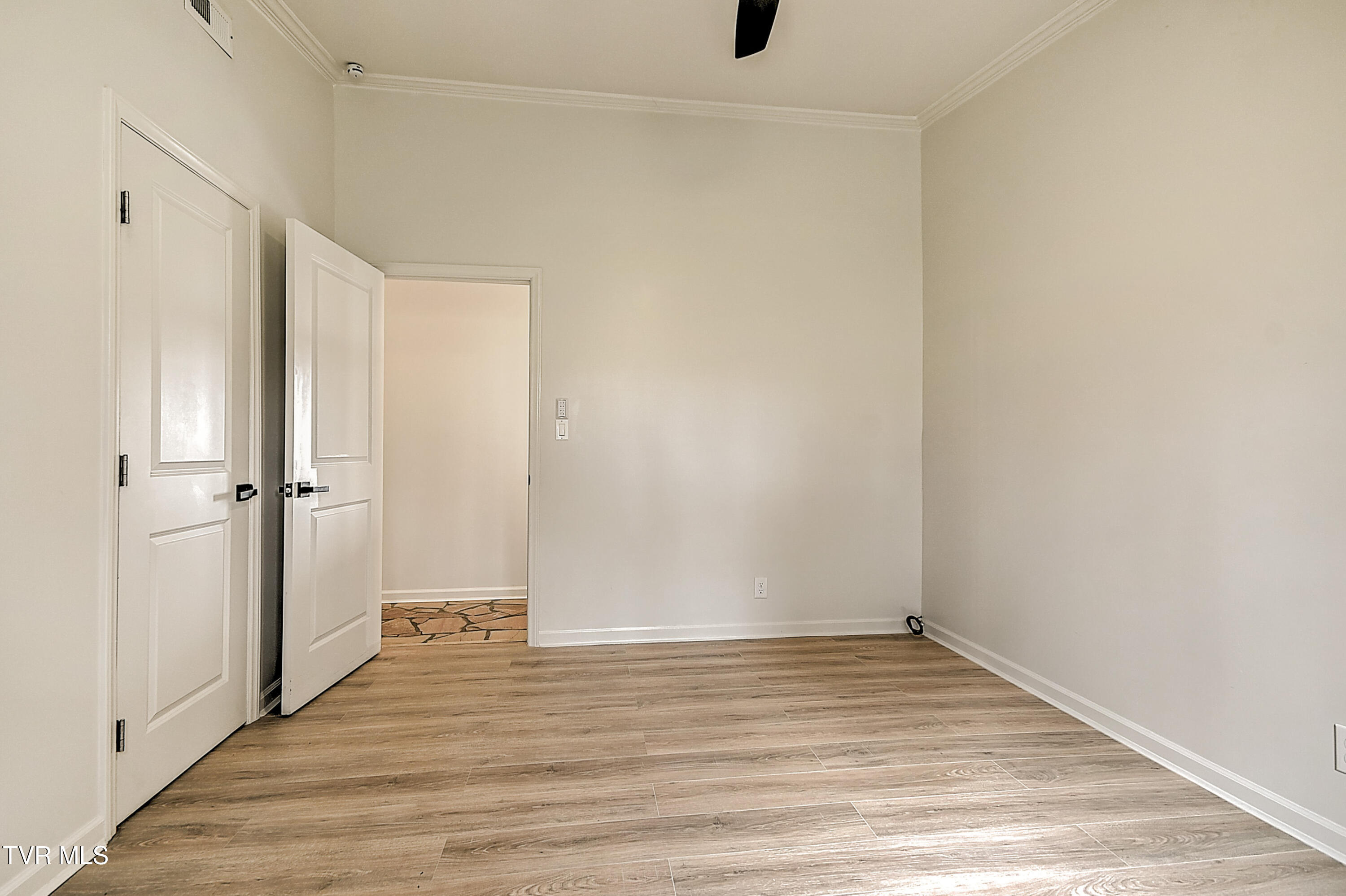 4537 Old Stage Road Kingsport, TN 37664 - Photo 30 of 69 4537 Old Stage Rd JG-18