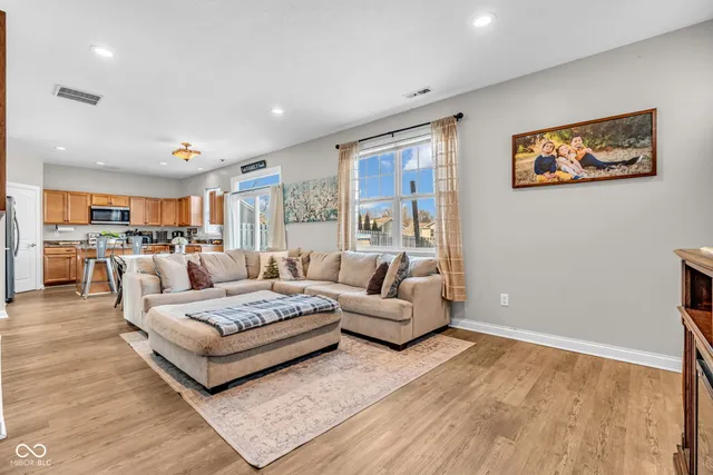 $330,000 | 8836 Kipling Drive, Indianapolis, IN 46239