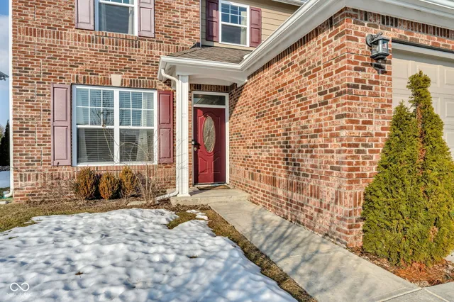 $330,000 | 8836 Kipling Drive, Indianapolis, IN 46239