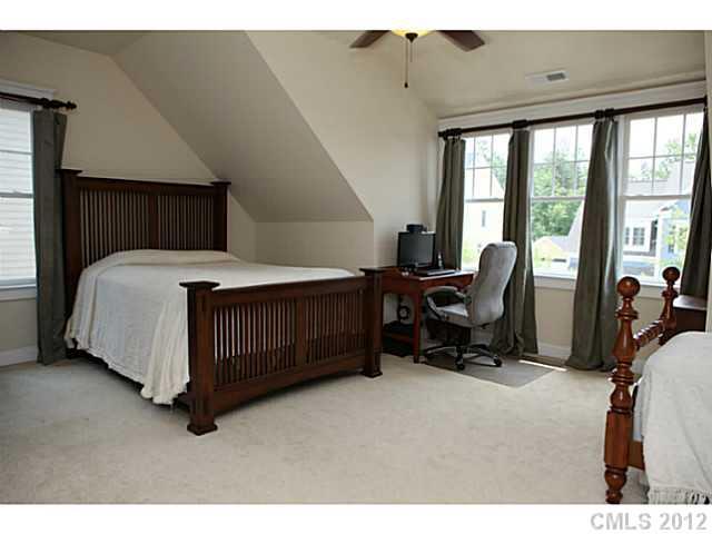 5817 Savona Terrace Fort Mill, SC 29708 - Photo 11 of 16 Gallery Image 11