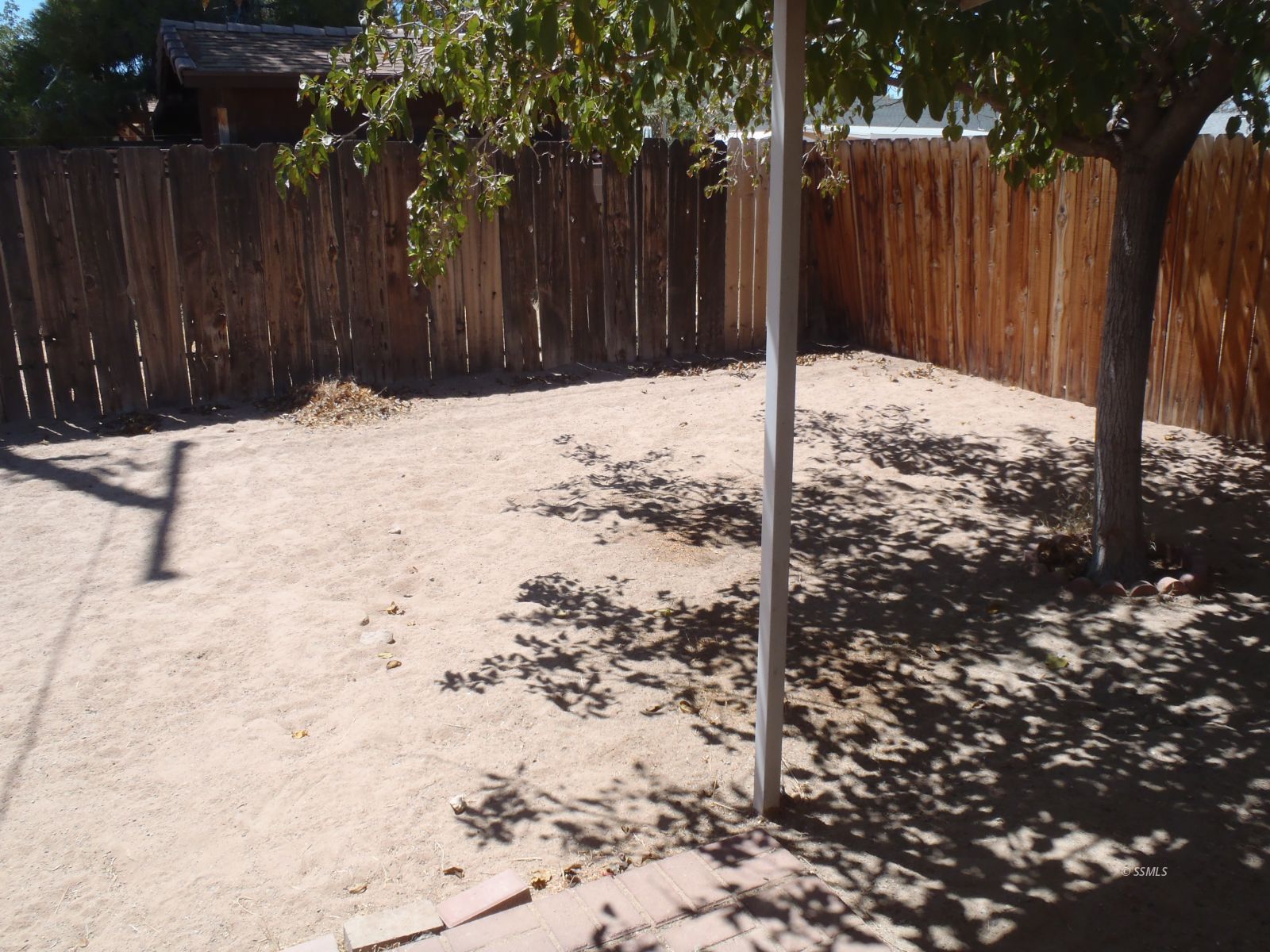 731 Commercial Ridgecrest, CA 93555 - Photo 8 of 9