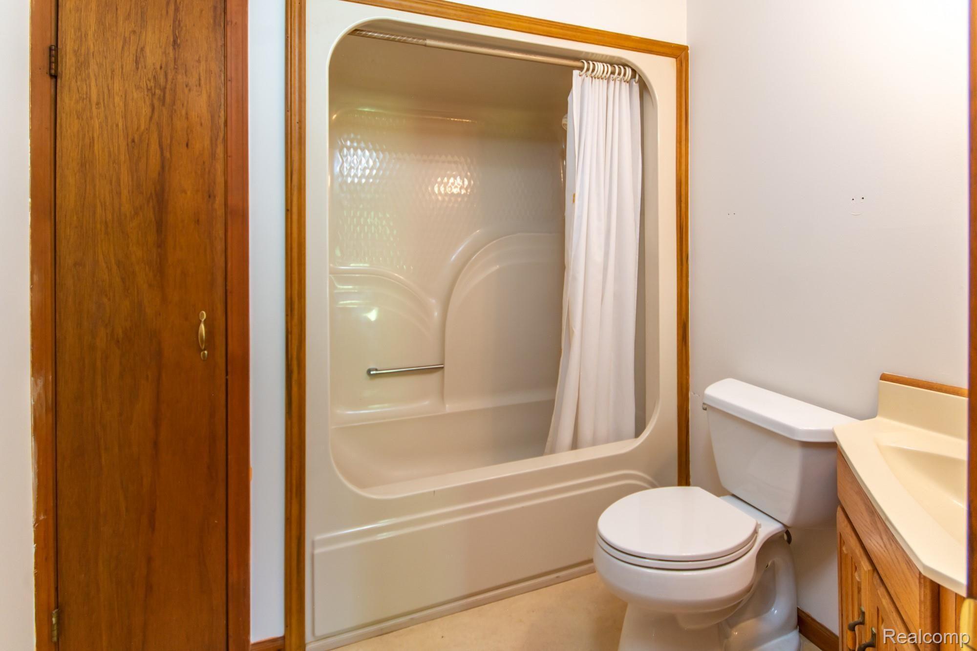 49125 Hull Road Belleville, MI 48111 - Photo 21 of 32 DSC_6043.jpg