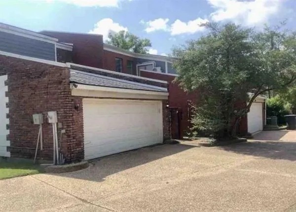 $215,000 | 1905 East Kings Highway, Shreveport, LA 71105