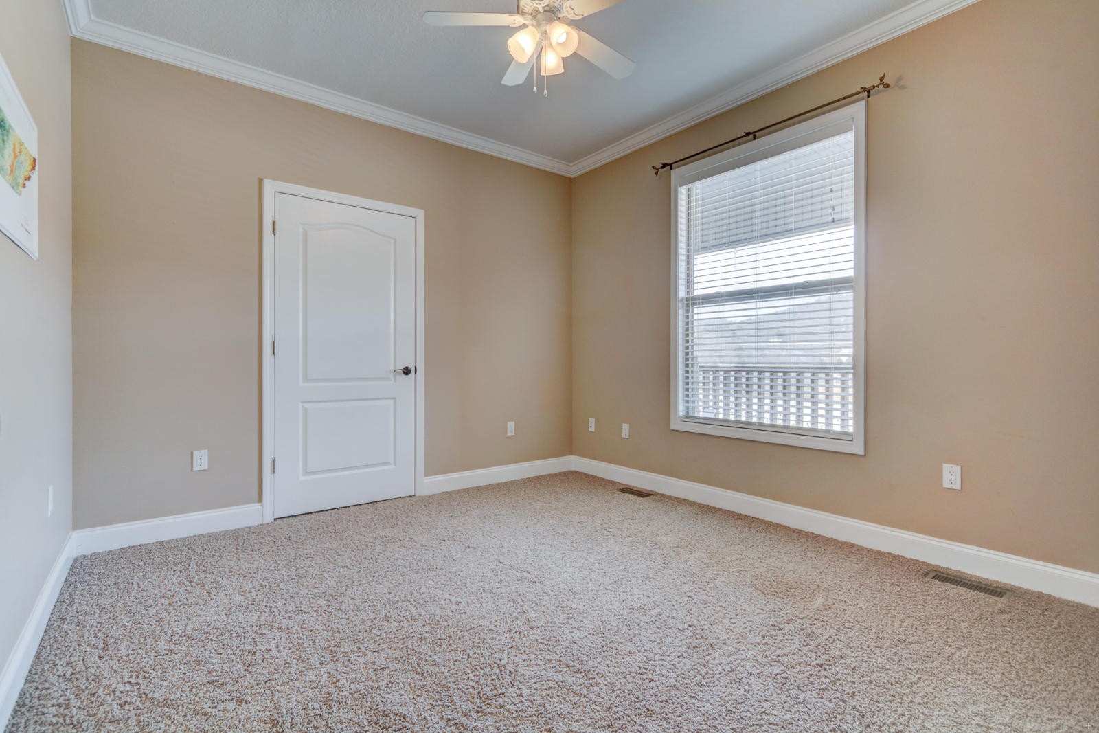 1013 Blockhouse Valley Road Clinton, TN 37716 - Photo 20 of 37 a view of an empty room with a window