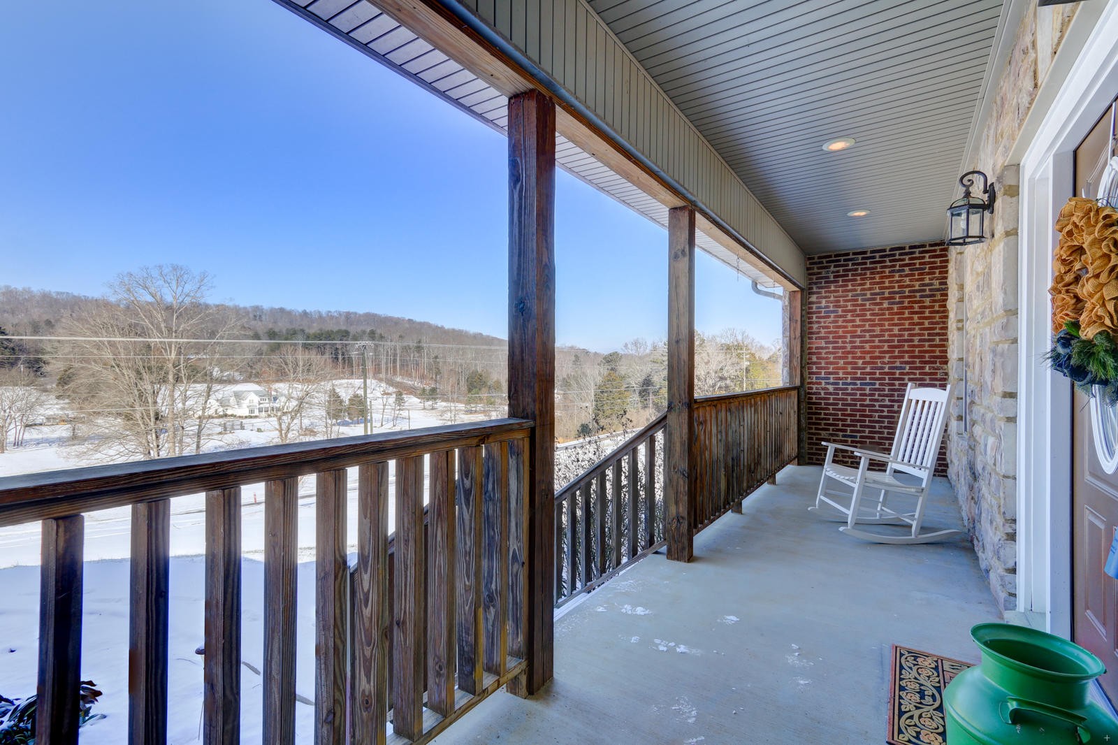 1013 Blockhouse Valley Road Clinton, TN 37716 - Photo 4 of 37 a view of balcony with furniture