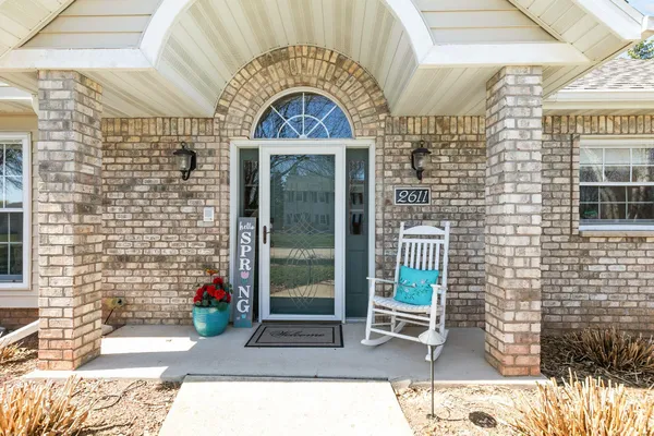 $469,900 | 2611 North Nicholas Street, Appleton, WI 54914