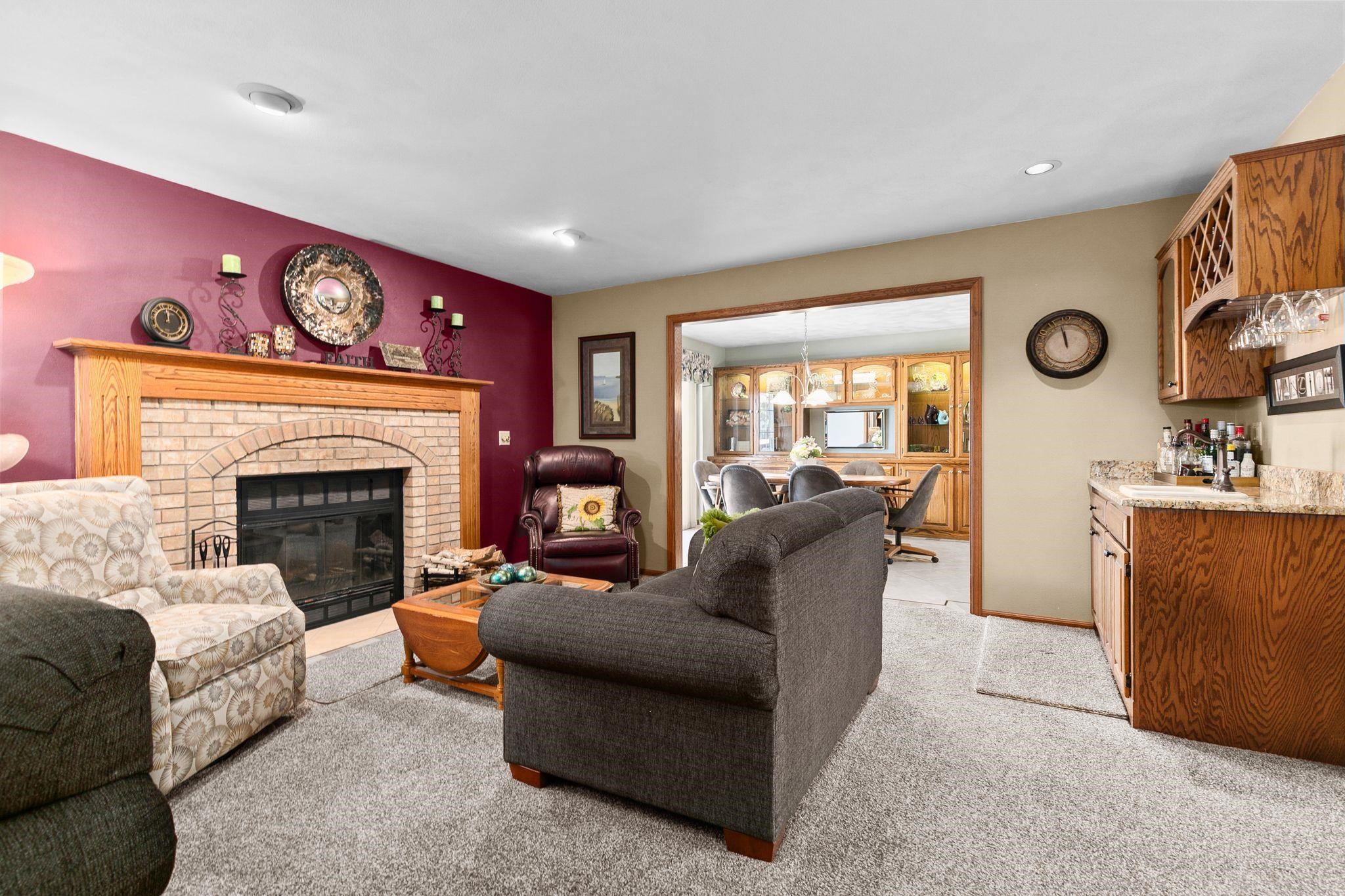 2611 North Nicholas Street Appleton, WI 54914 - Photo 23 of 64