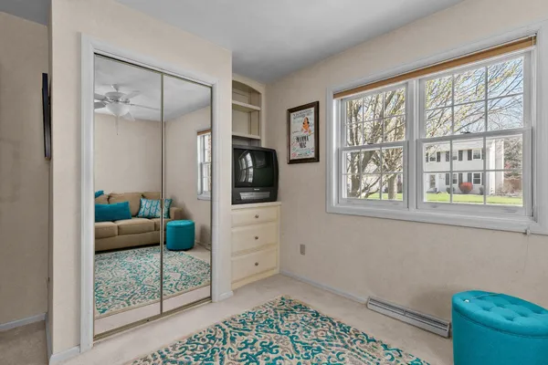 $469,900 | 2611 North Nicholas Street, Appleton, WI 54914