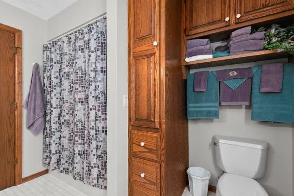 $469,900 | 2611 North Nicholas Street, Appleton, WI 54914