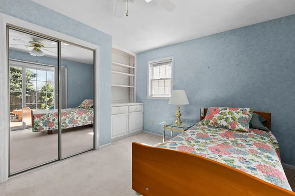 $469,900 | 2611 North Nicholas Street, Appleton, WI 54914