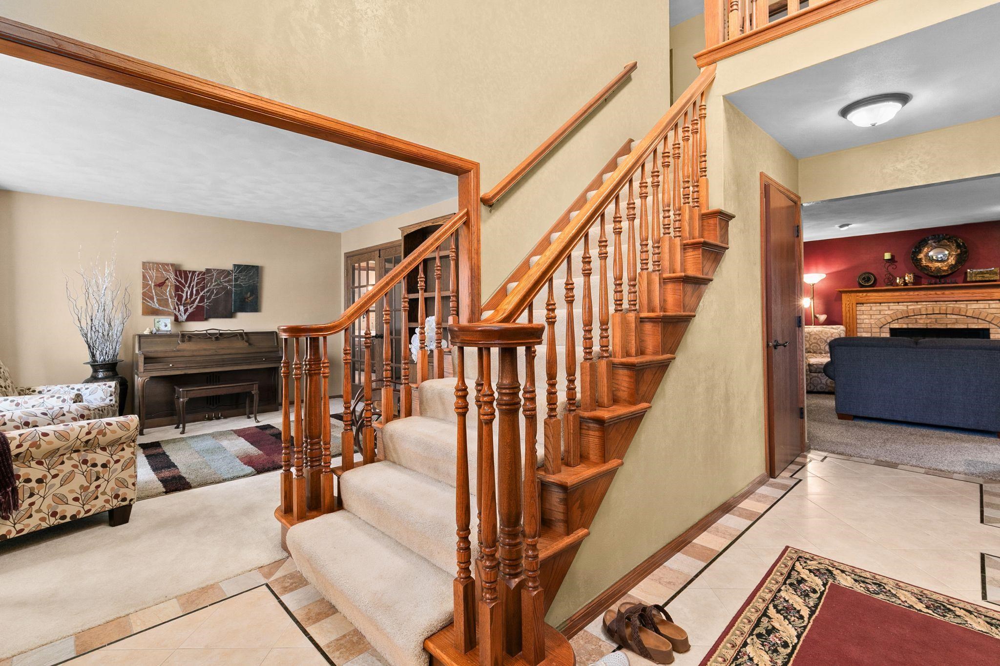 2611 North Nicholas Street Appleton, WI 54914 - Photo 6 of 64