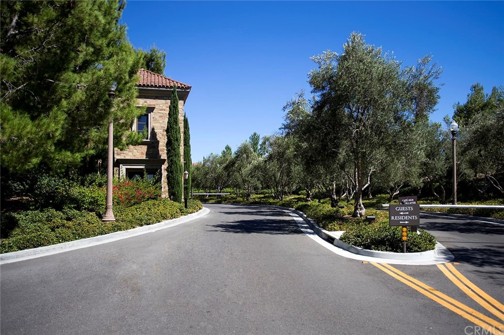 62 Cipresso Irvine, CA 92618 - Photo 34 of 49