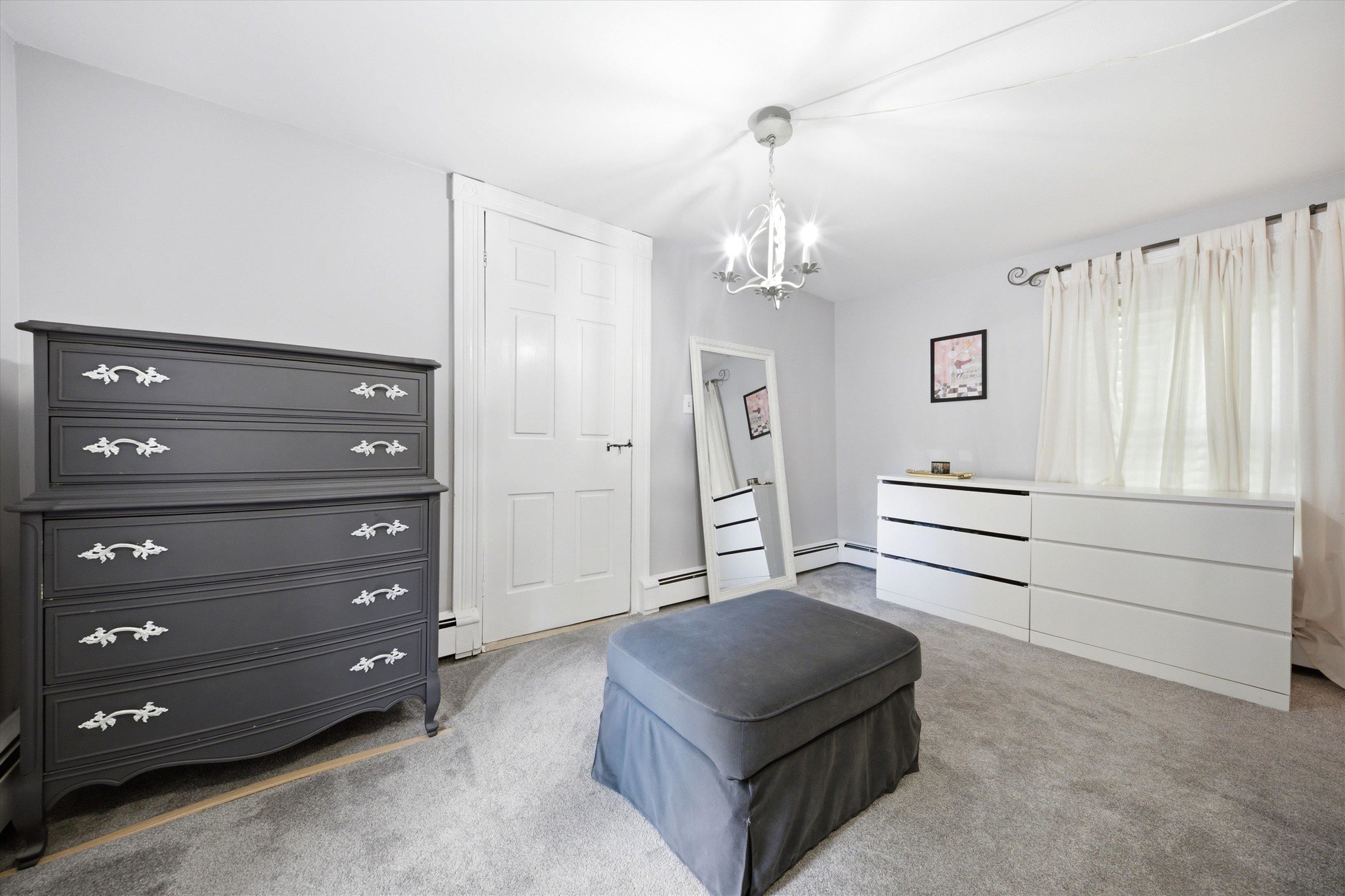 13 Nesmith Street Derry, NH 03038 - Photo 27 of 55