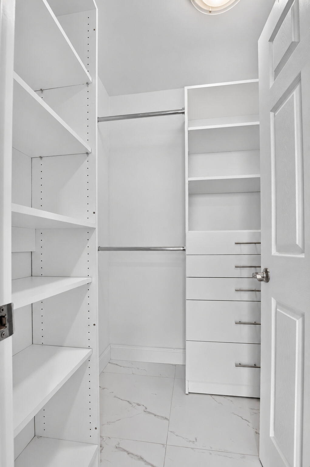 2000 South Ocean Boulevard, Unit 16B Boca Raton, FL 33432 - Photo 23 of 75 Primary Closet
