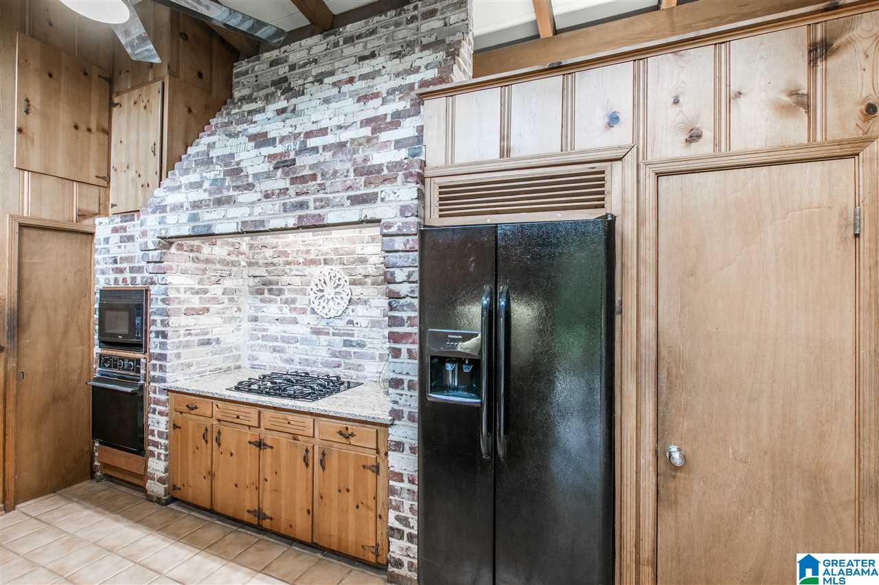 2721 Wynward Road Birmingham, AL 35243 - Photo 15 of 35